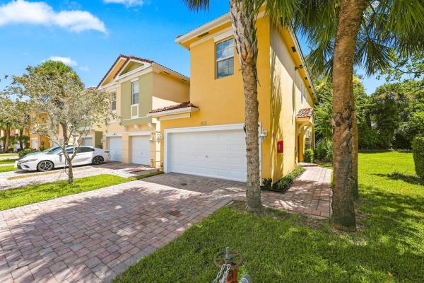 Pipers Cay, 813 Pipers Cay Dr, West Palm Beach, Florida 33415, image 3