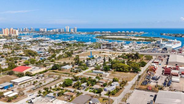 Riviera Beach No HOA, 130 W 11th St #134, Riviera Beach, Florida 33404, image 2