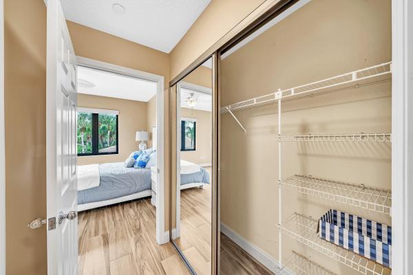Oak Harbour, 827 Oak Harbour Dr, Juno Beach, Florida 33408, image 3