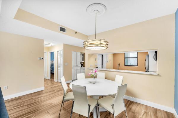 Oak Harbour, 827 Oak Harbour Dr, Juno Beach, Florida 33408, image 2