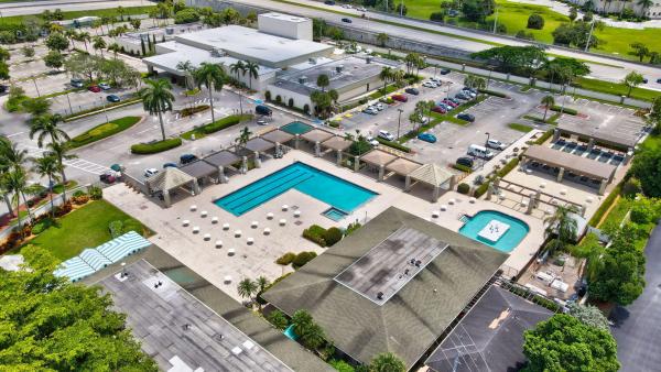 Lucaya Village, 2202 Lucaya Bnd #G2, Coconut Creek, Florida 33066, image 2