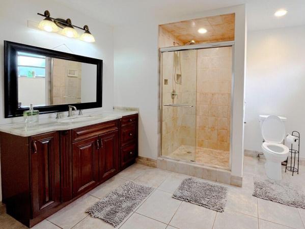 Hollywood Golf Estates, 1104 Washington St, Hollywood, Florida 33019, image 3