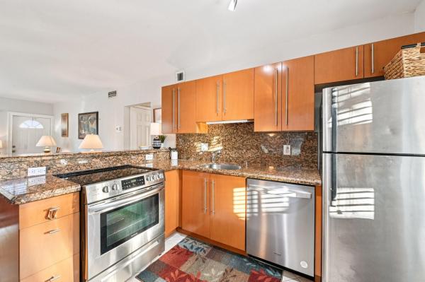 Oasis Falls, 1424 Holly Heights Dr #1, Fort Lauderdale, Florida 33304, image 1