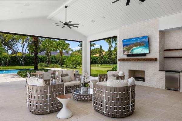9 Country Rd W, Village Of Golf, Florida 33436, image 2