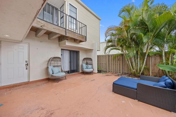 Shakerwood, 1520 Shaker Cir, Wellington, Florida 33414, image 1