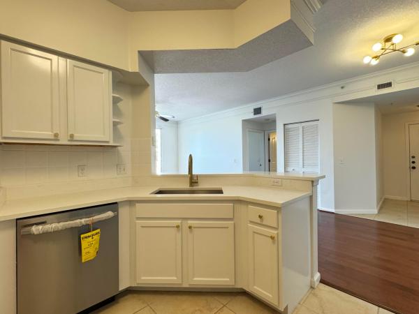 Fiore At The Gardens, 5306 Myrtlewood Cir E, Palm Beach Gardens, Florida 33418, image 2