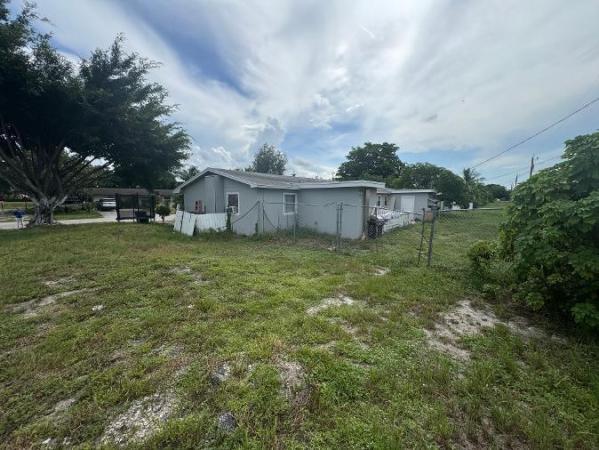3141 49th Ln S, Lake Worth, Florida 33461, image 2
