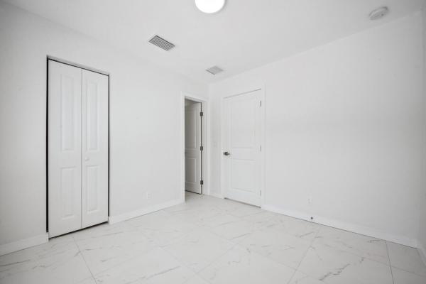 Freshwater Avenue, 1009 14th St ##A, West Palm Beach, Florida 33401, image 2