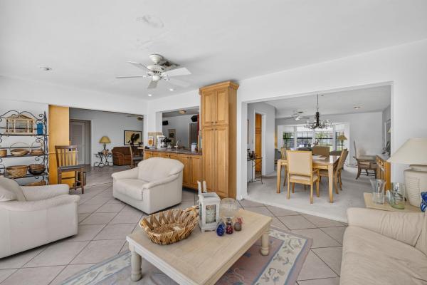 Garden Isles, 4126 Hickory Dr, Palm Beach Gardens, Florida 33418, image 3