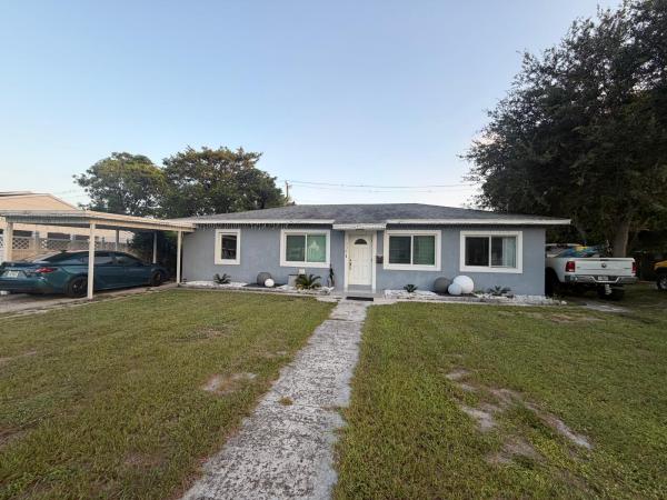 Country Club Park, 1038 Macy St, West Palm Beach, Florida 33405, image 3