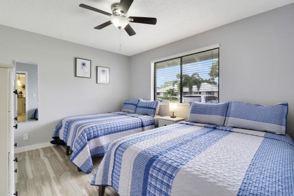 Club Cottages, 109 Club Dr, Palm Beach Gardens, Florida 33418, image 2