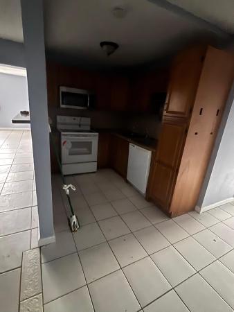 New World, 301 NW 177th St #128, Miami Gardens, Florida 33169, image 3