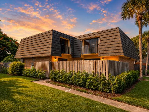 Village Of Sandalwood Lakes, 1603 16th Way, West Palm Beach, Florida 33407, image 3