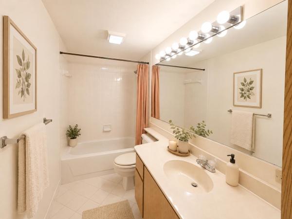 Village Of Sandalwood Lakes South, 6623 66th Way, West Palm Beach, Florida 33409, image 2