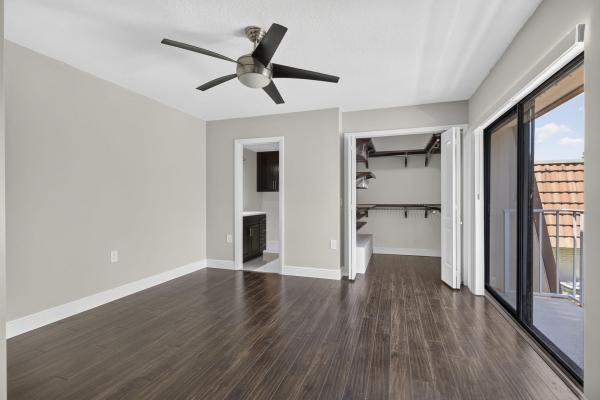 Waterside Luxury Townhomes, 846 Blue Ridge Cir, West Palm Beach, Florida 33409, image 2