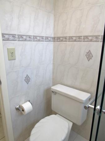 Concord Village, 6351 N University Dr #224, Tamarac, Florida 33321, image 2