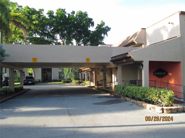 Concord Village, 6351 N University Dr #224, Tamarac, Florida 33321, image 1