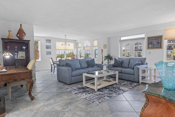 7184 Pine Manor Dr, Lake Worth, Florida 33467, image 1