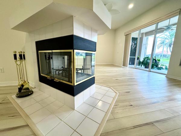 Isle Of Capri, 625 Venetto Ct, Port St. Lucie, Florida 34986, image 3