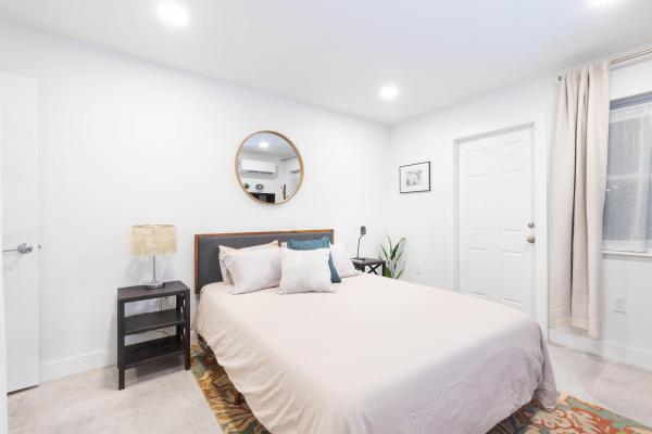 1826 Jefferson St, Hollywood, Florida 33020, image 2