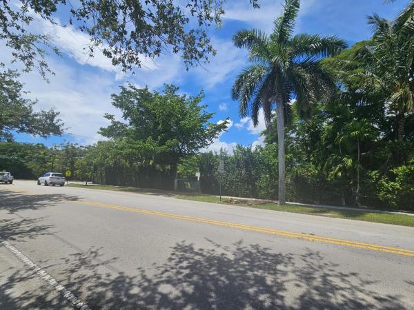 Suniland Estates, 7701 SW 120th St, Pinecrest, Florida 33156, image 1