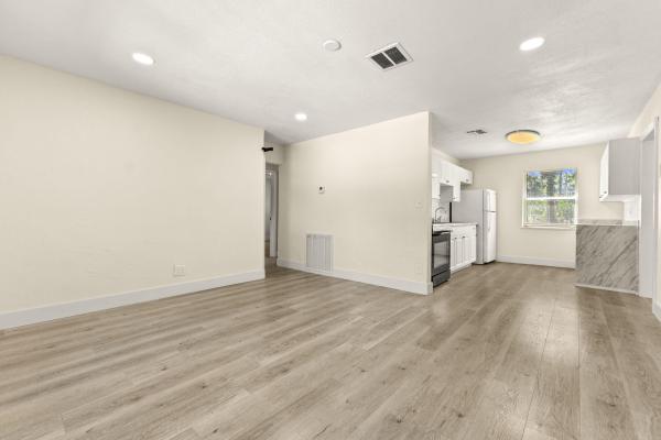 Floriana Park, 205 N 21st St, Fort Pierce, Florida 34950, image 2