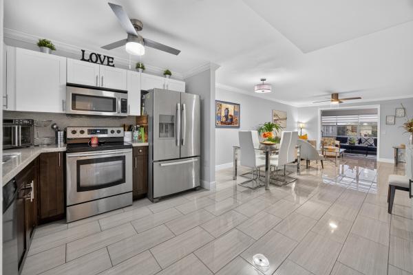 Sunrise Lakes 3, 9881 Sunrise Lakes Blvd #308, Sunrise, Florida 33322, image 2