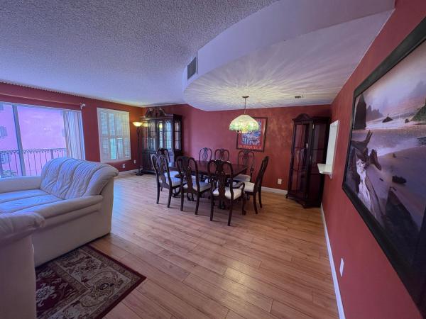 Tennis Club Brooks, 680 Tennis Club Dr #303, Fort Lauderdale, Florida 33311, image 3