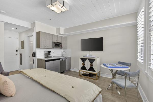 235 Sunrise Ave #3044, Palm Beach, Florida 33480, image 3