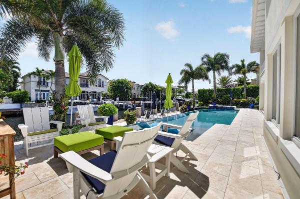 Lake Rogers Isle, 764 NE 33rd St, Boca Raton, Florida 33431, image 2