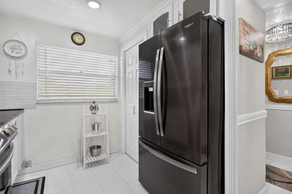Sunrise Lakes 3, 9201 Sunrise Lakes Blvd #202, Sunrise, Florida 33322, image 3