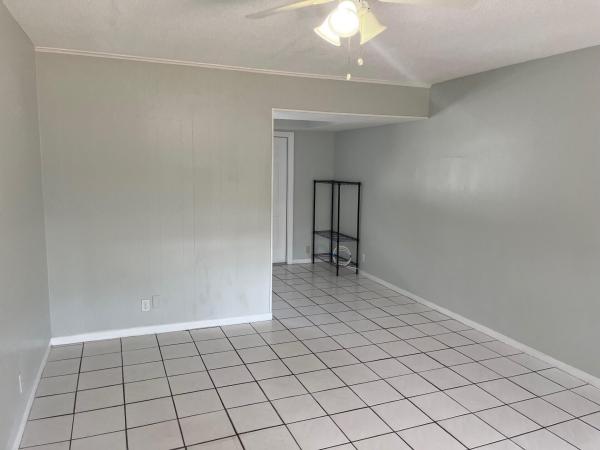 Boulevard Villas, 245 NW 32nd St, Oakland Park, Florida 33309, image 3