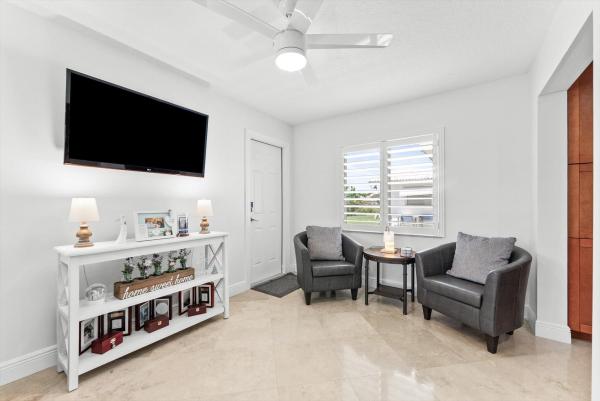 Palm Beach Leisureville, 2390 SW 14th Ave, Boynton Beach, Florida 33426, image 1