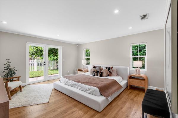 Boca Raton Square, 998 SW 7th St, Boca Raton, Florida 33486, image 1