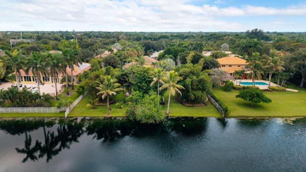 Emerald Springs Estates, 2191 SW 131st Ter, Davie, Florida 33325, image 2