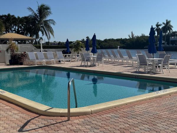 Snug Harbor Gardens, 640 Snug Harbor Dr #F4, Boynton Beach, Florida 33435, image 2