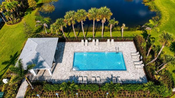 Tidewater, 475 Salisbury Cir, Fort Pierce, Florida 34982, image 2