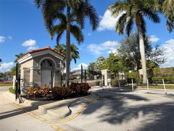 Lakefield West, 1919 S Club Dr, Wellington, Florida 33414, image 2