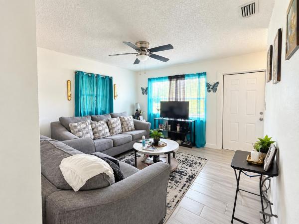 Carver Heights, 2605 Ave, Fort Pierce, Florida 34947, image 2