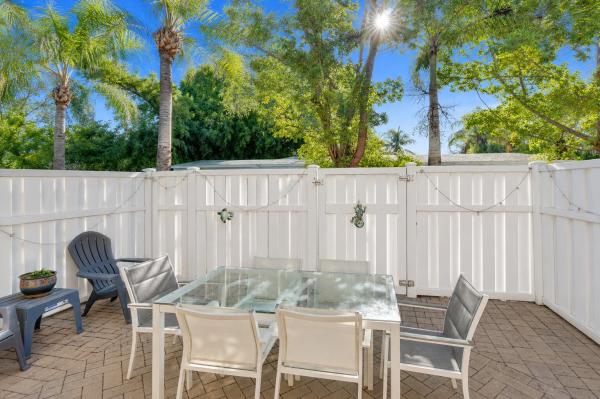 Santa Barbara Villas, 2353 SE 5th St, Pompano Beach, Florida 33062, image 3
