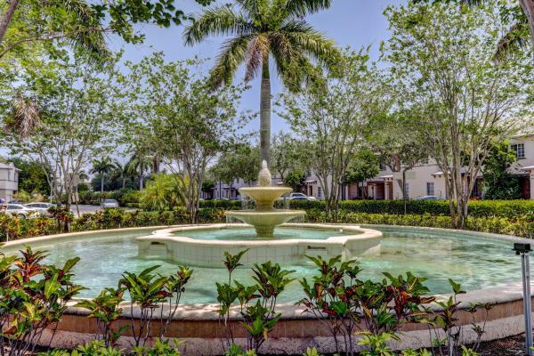 Marsh Harbour, 1302 Lucaya Dr, Riviera Beach, Florida 33404, image 2