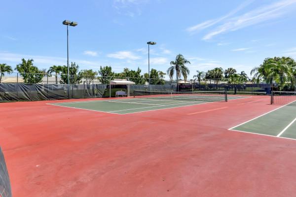 Town Villas At Moon Lake, 18940 Stewart Cir #5, Boca Raton, Florida 33496, image 3