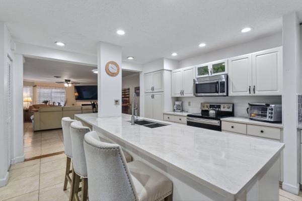Villas Of Ocean Dunes, 717 Ocean Dunes Cir, Jupiter, Florida 33477, image 2