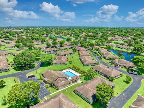 4845 Equestrian Cir #B, Boynton Beach, Florida 33436, image 2