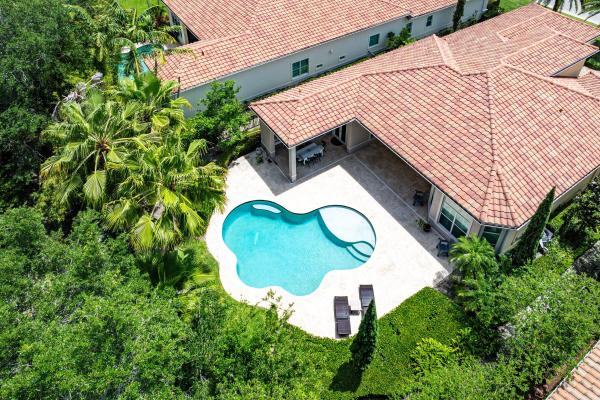 Hunters Chase, 12121 Sunnydale Dr, Wellington, Florida 33414, image 2