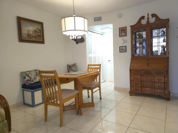 105 Oxford 100, West Palm Beach, Florida 33417, image 1