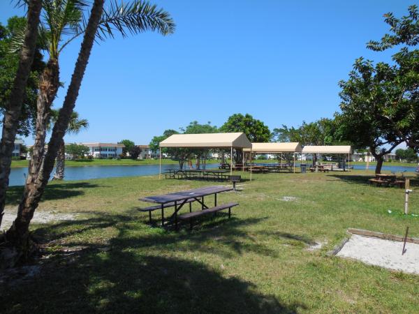 105 Oxford 100, West Palm Beach, Florida 33417, image 2
