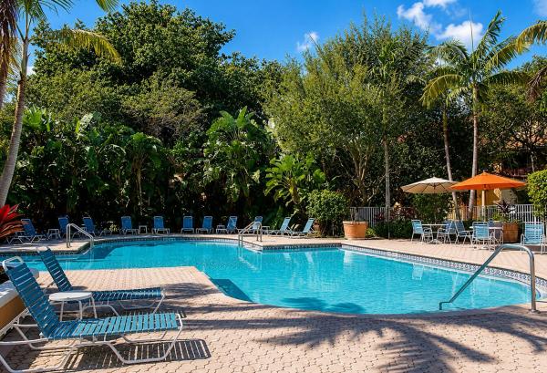 Bahia At Delray, 1030 Crystal Way #104, Delray Beach, Florida 33444, image 2