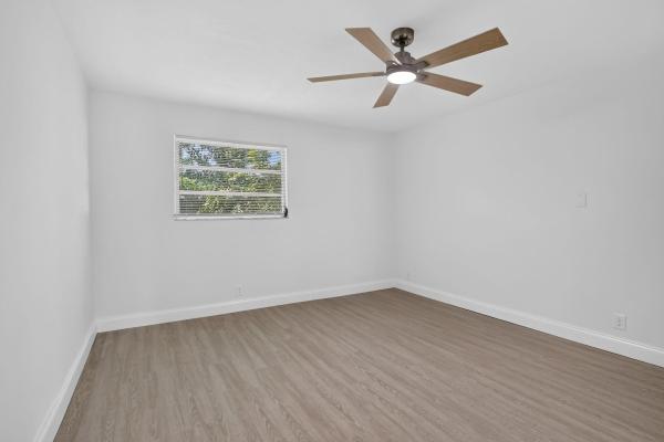 Oriole Estates, 3390 NW 42nd St, Lauderdale Lakes, Florida 33309, image 3