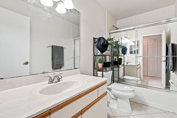 Tropical East, 2543 SE Tropical E Cir, Port St. Lucie, Florida 34952, image 3
